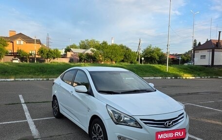 Hyundai Solaris II рестайлинг, 2015 год, 1 030 000 рублей, 5 фотография