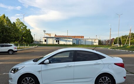 Hyundai Solaris II рестайлинг, 2015 год, 1 030 000 рублей, 12 фотография