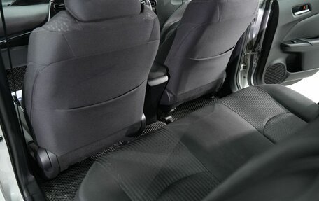 Toyota Prius IV XW50, 2017 год, 1 530 000 рублей, 12 фотография