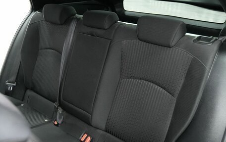 Toyota Prius IV XW50, 2017 год, 1 530 000 рублей, 13 фотография