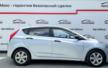 Hyundai Solaris II рестайлинг, 2011 год, 590 000 рублей, 5 фотография