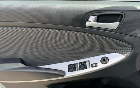 Hyundai Solaris II рестайлинг, 2011 год, 590 000 рублей, 13 фотография