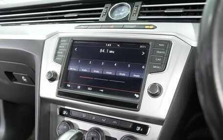 Volkswagen Passat B8 рестайлинг, 2015 год, 1 570 000 рублей, 29 фотография