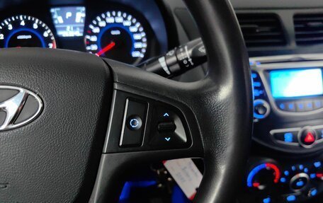 Hyundai Solaris II рестайлинг, 2014 год, 665 000 рублей, 18 фотография