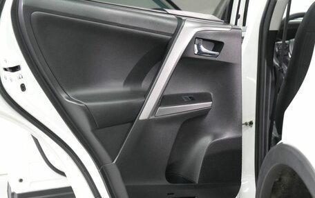 Toyota RAV4, 2017 год, 2 670 000 рублей, 10 фотография