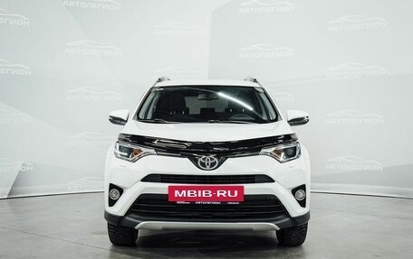 Toyota RAV4, 2017 год, 2 670 000 рублей, 3 фотография
