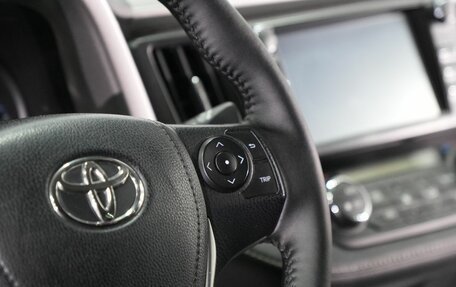 Toyota RAV4, 2017 год, 2 670 000 рублей, 23 фотография