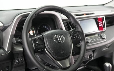 Toyota RAV4, 2017 год, 2 670 000 рублей, 21 фотография