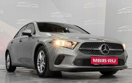Mercedes-Benz A-Класс, 2019 год, 1 832 000 рублей, 8 фотография