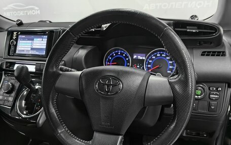 Toyota Wish II, 2013 год, 1 600 000 рублей, 11 фотография