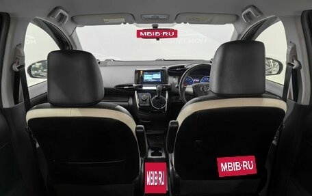 Toyota Wish II, 2013 год, 1 600 000 рублей, 17 фотография