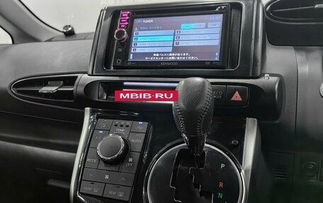 Toyota Wish II, 2013 год, 1 600 000 рублей, 21 фотография