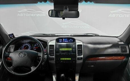 Toyota Land Cruiser Prado 120 рестайлинг, 2006 год, 2 200 000 рублей, 9 фотография