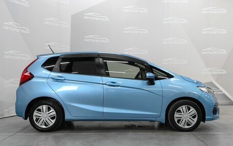 Honda Fit III, 2017 год, 1 060 000 рублей, 6 фотография