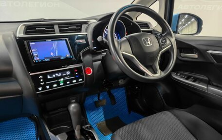 Honda Fit III, 2017 год, 1 060 000 рублей, 13 фотография