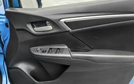 Honda Fit III, 2017 год, 1 060 000 рублей, 20 фотография