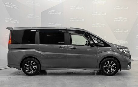 Honda Stepwgn IV, 2017 год, 2 450 000 рублей, 6 фотография