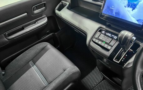 Honda Stepwgn IV, 2017 год, 2 450 000 рублей, 12 фотография