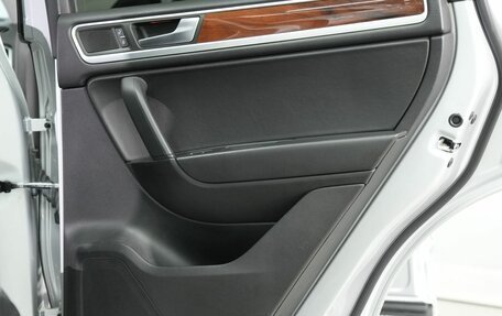 Volkswagen Touareg III, 2010 год, 2 160 000 рублей, 10 фотография