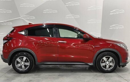 Honda Vezel, 2016 год, 1 540 000 рублей, 6 фотография