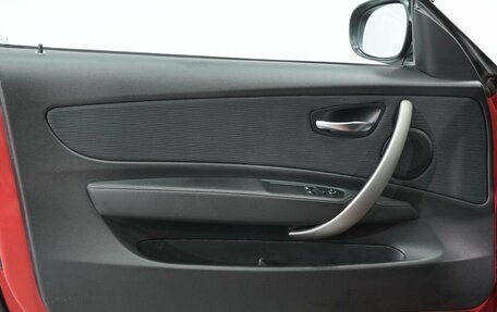 BMW 1 серия, 2011 год, 750 000 рублей, 12 фотография