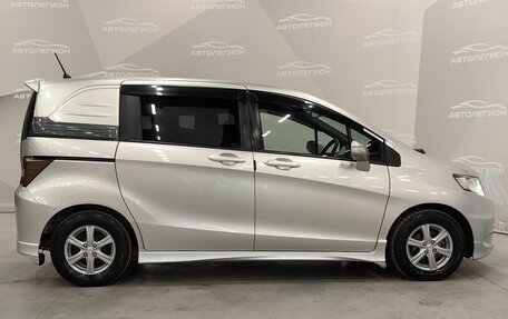 Honda Freed I, 2011 год, 1 299 000 рублей, 6 фотография