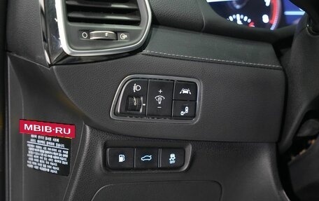 Hyundai Grandeur, 2019 год, 2 000 000 рублей, 27 фотография