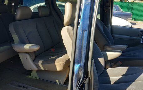 Chrysler Voyager IV, 2001 год, 205 000 рублей, 9 фотография