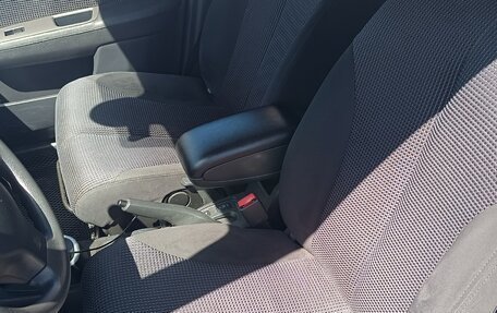 Nissan Tiida, 2010 год, 900 000 рублей, 10 фотография