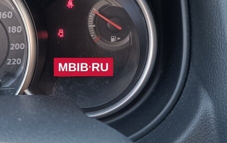 Nissan Tiida, 2010 год, 900 000 рублей, 9 фотография