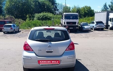 Nissan Tiida, 2010 год, 900 000 рублей, 5 фотография