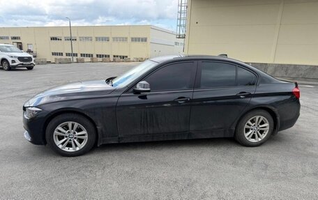 BMW 3 серия, 2018 год, 1 950 000 рублей, 2 фотография