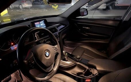BMW 3 серия, 2018 год, 1 950 000 рублей, 5 фотография