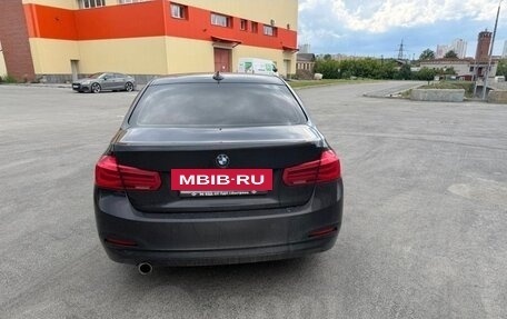 BMW 3 серия, 2018 год, 1 950 000 рублей, 3 фотография