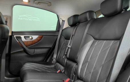 Infiniti QX70, 2017 год, 3 500 000 рублей, 21 фотография