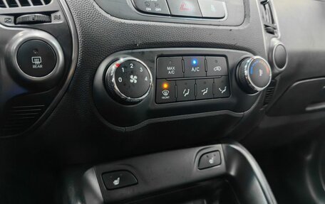 Hyundai ix35 I рестайлинг, 2014 год, 1 475 000 рублей, 21 фотография
