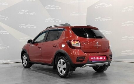 Renault Sandero II рестайлинг, 2015 год, 830 000 рублей, 3 фотография