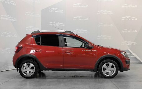 Renault Sandero II рестайлинг, 2015 год, 830 000 рублей, 6 фотография