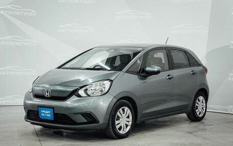 Honda Fit, 2020 год, 1 300 000 рублей, 2 фотография