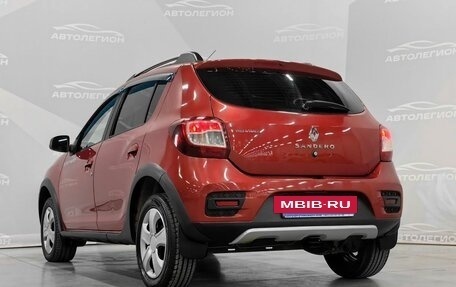 Renault Sandero II рестайлинг, 2015 год, 830 000 рублей, 21 фотография