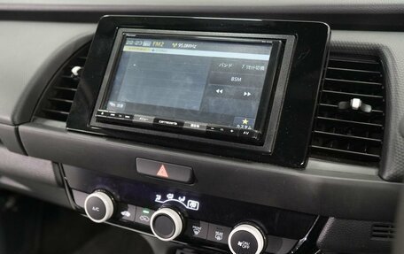 Honda Fit, 2020 год, 1 300 000 рублей, 30 фотография