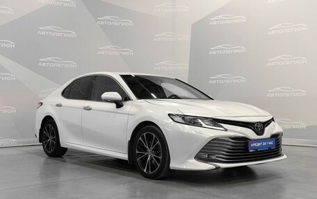 Toyota Camry, 2020 год, 2 970 000 рублей, 7 фотография