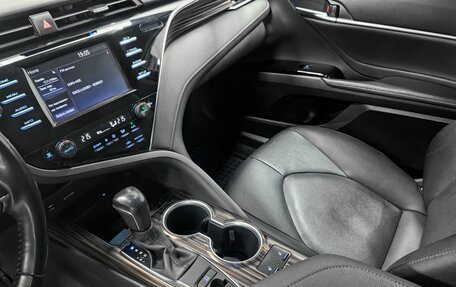 Toyota Camry, 2020 год, 2 970 000 рублей, 12 фотография