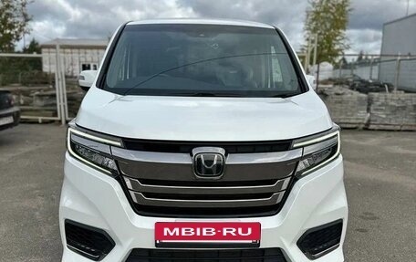 Honda Stepwgn IV, 2018 год, 1 945 000 рублей, 3 фотография