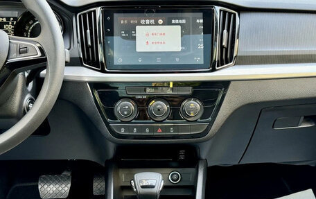 Skoda Kamiq I, 2023 год, 1 690 000 рублей, 18 фотография