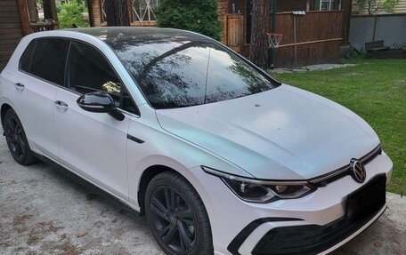 Volkswagen Golf VIII, 2022 год, 1 900 000 рублей, 3 фотография