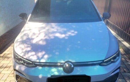Volkswagen Golf VIII, 2022 год, 1 900 000 рублей, 2 фотография