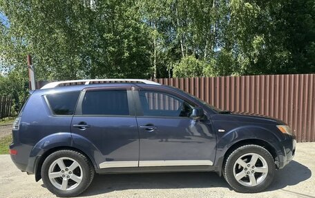 Mitsubishi Outlander III рестайлинг 3, 2008 год, 1 100 000 рублей, 6 фотография
