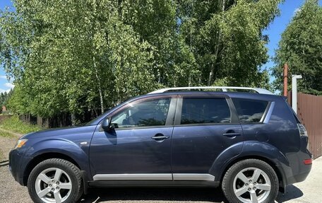 Mitsubishi Outlander III рестайлинг 3, 2008 год, 1 100 000 рублей, 3 фотография
