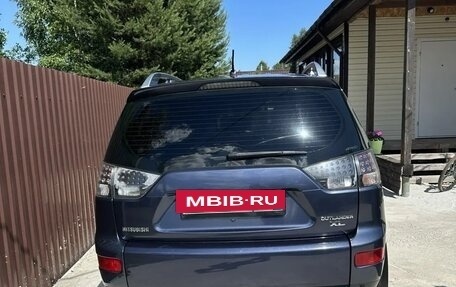 Mitsubishi Outlander III рестайлинг 3, 2008 год, 1 100 000 рублей, 7 фотография